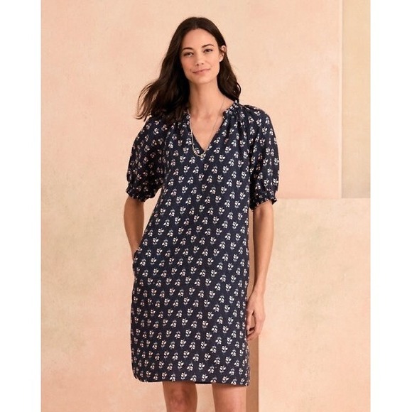 Garnet Hill Dresses & Skirts - NWT Garnet‎ Hill Women's 100% Linen Floral Shift Dress Size 10 Navy Puff Sleeve